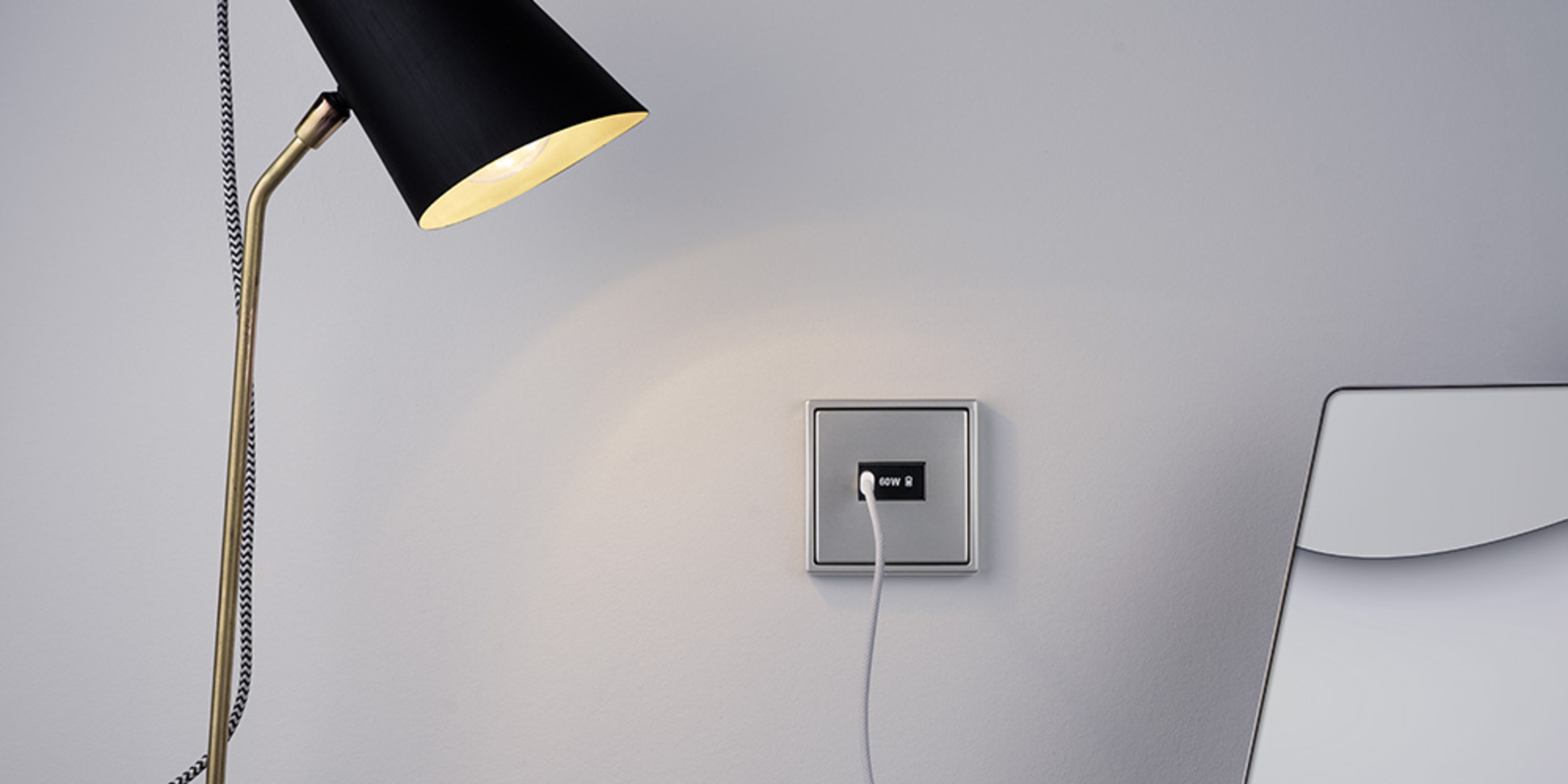 Ladegerät USB PD 60 bei BME Elektrotechnik in Stuttgart